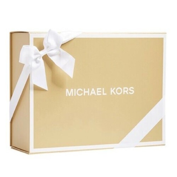 MICHAEL KORS Gift Storage Box with Envelope and Care Instructions - Picture 1 of 2